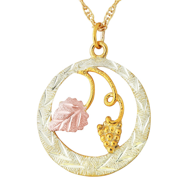 Black Hills Gold Stylish Round Pendant & Necklace - Jewelry